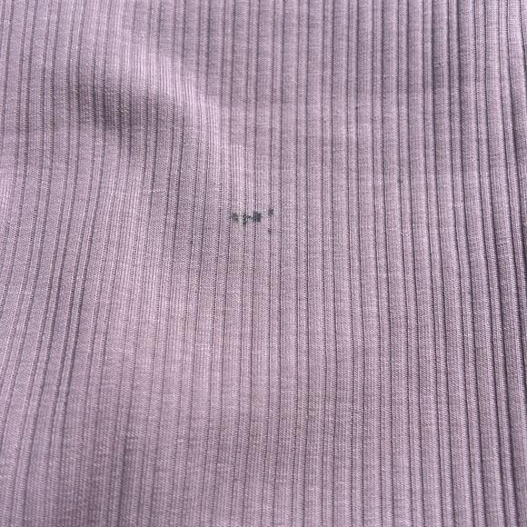 Keyhole Ribbed Tank Top - Picture 6 of 6